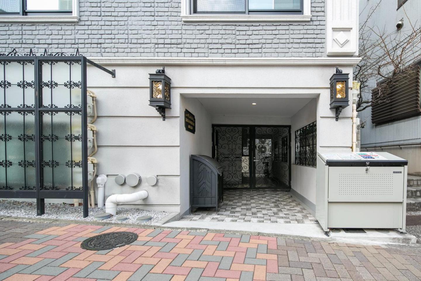 The Contrail Ebisu Apartment